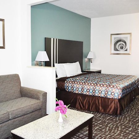 Relax Inn Motel And Suites Omaha Room photo